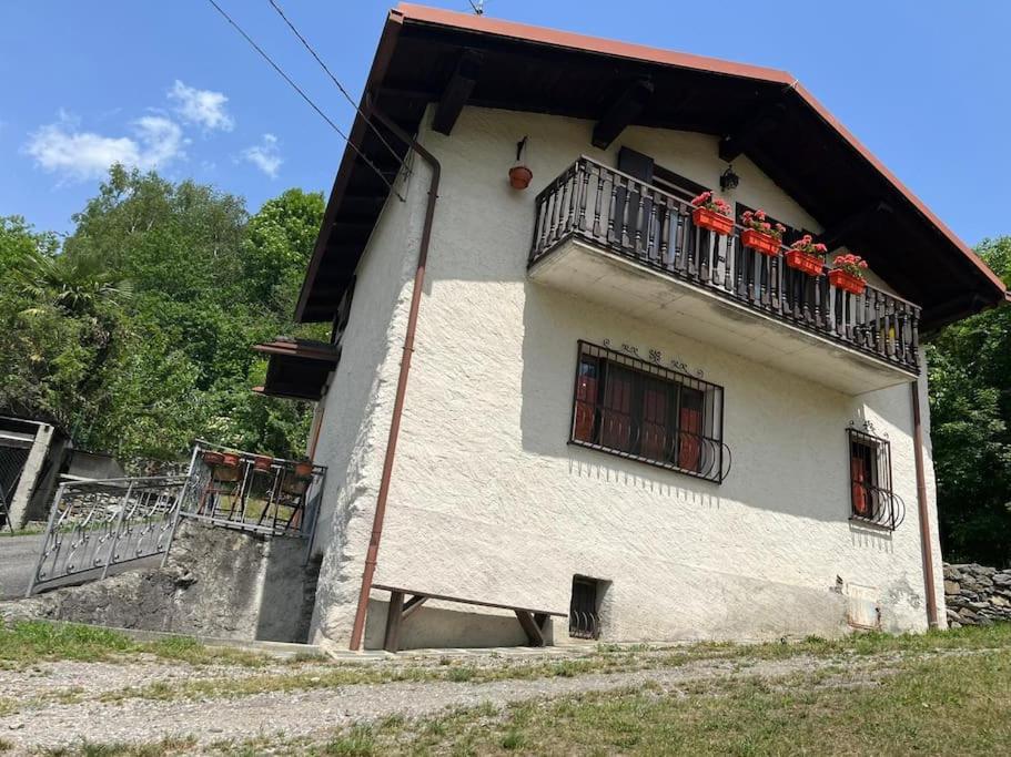 La Casetta Delle Nuvole Mazzo di Valtellina Экстерьер фото